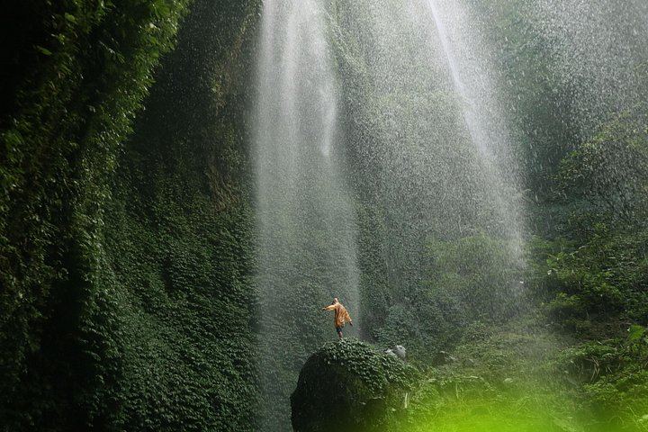 Private Bromo Sunrise, Crater Hike and Madakaripura Waterfall from Malang or Surabaya (8/9)