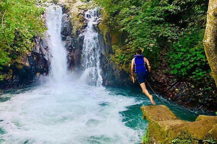 Aling-Aling Four-Waterfall Jump and Slide Day with Lunch and Handara Gate (7/12)
