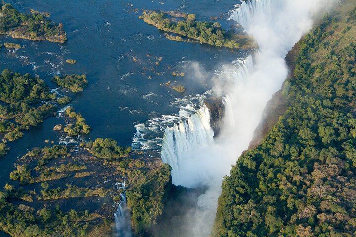 15 Minute Helicopter Flight over Victoria Falls, Zimbabwean Side, Park Fees Included (4/6)
