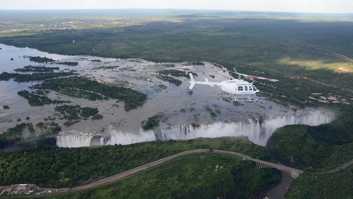 15 Minute Victoria Falls Helicopter Flight in a Bell Long Ranger or Robinson 44, Zimbabwe (1/12)