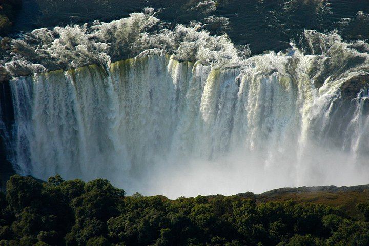 15 Minute Victoria Falls Helicopter Flight in a Bell Long Ranger or Robinson 44, Zimbabwe (6/12)