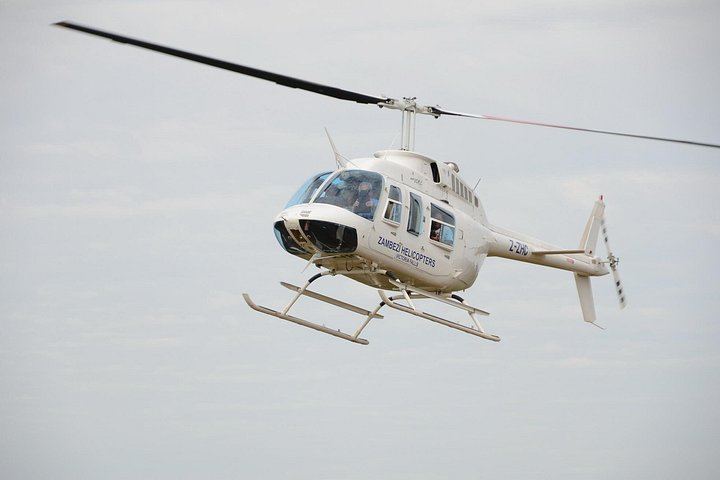 15 Minute Victoria Falls Helicopter Flight in a Bell Long Ranger or Robinson 44, Zimbabwe (12/12)
