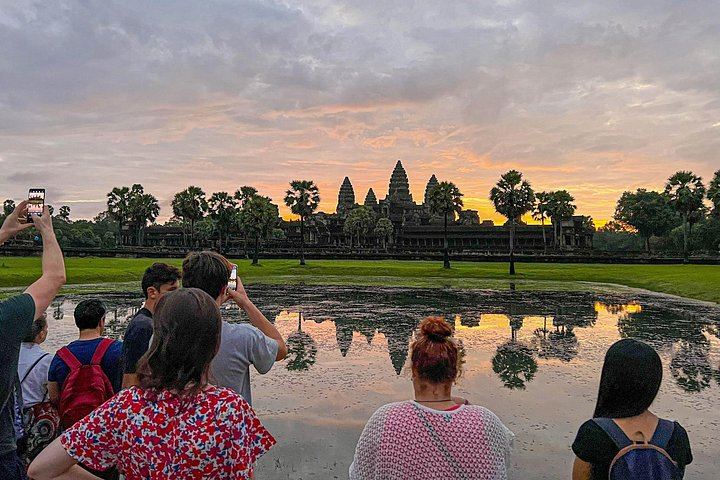 2-Day Angkor Wat Sunrise and Kulen Waterfall Tour with Picnic Lunch and Kulen Ticket (7/12)