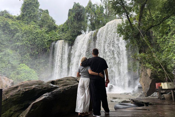 2-Day Angkor Wat Sunrise and Kulen Waterfall Tour with Picnic Lunch and Kulen Ticket (11/12)