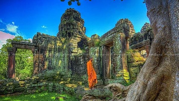 Private 2-Day Angkor Highlights, Bakheng Sunset, Kulen Waterfall and Banteay Srei Tour (4/5)