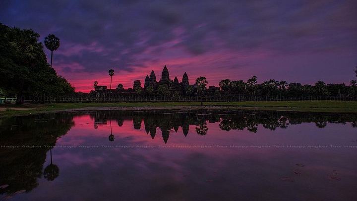 Private 2-Day Angkor Highlights, Bakheng Sunset, Kulen Waterfall and Banteay Srei Tour (2/5)