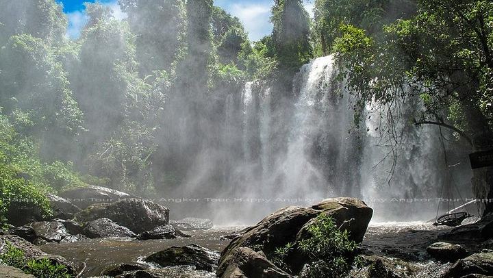 Private 2-Day Angkor Highlights, Bakheng Sunset, Kulen Waterfall and Banteay Srei Tour (1/5)