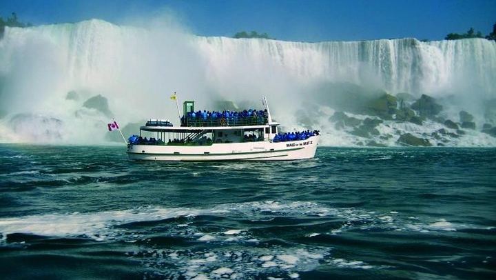 2-Day Niagara Falls Trip from NYC by Day and Night, Maid of the Mist or Scenic Tunnels (2/5)