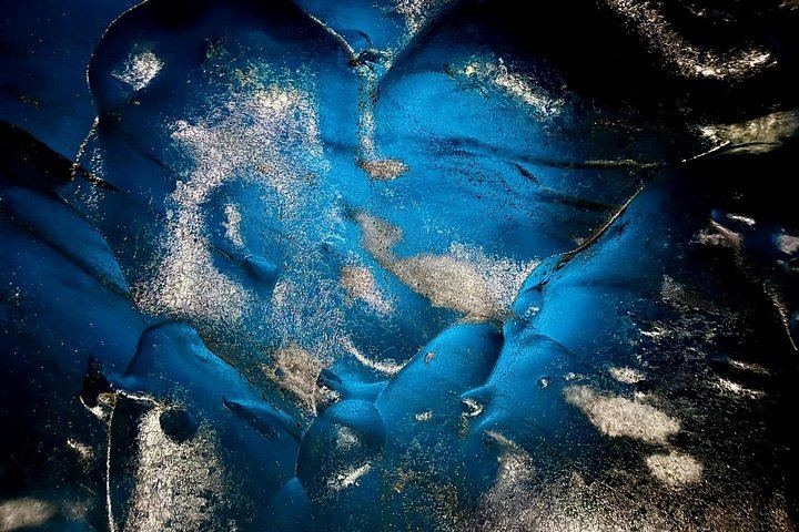 2-Day Crystal Ice Cave, Jokulsarlon and Diamond Beach Tour with Aurora Watch (7/9)