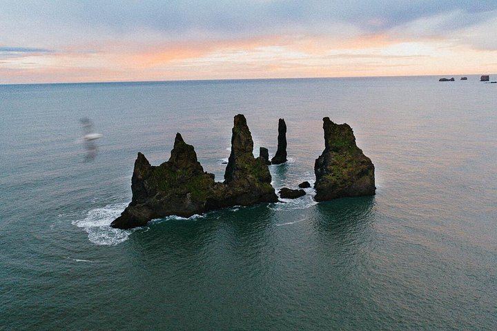 2-Day Crystal Ice Cave, Jokulsarlon and Diamond Beach Tour with Aurora Watch (5/9)