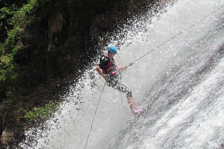 Dalat Canyoning Day Trip: Hotel Pickup, 25 m Abseil, 50 m Zipline and Washing Machine (11/12)