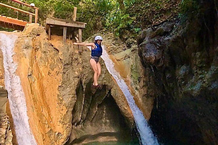 Damajagua Small-Group Cruise Excursion with Lunch, RV Tours DR, Amber Cove, Taino Bay (3/12)