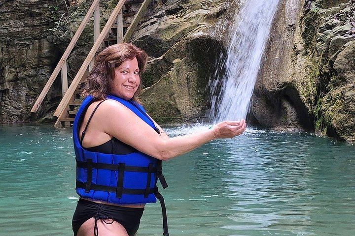 Damajagua Small-Group Cruise Excursion with Lunch, RV Tours DR, Amber Cove, Taino Bay (6/12)