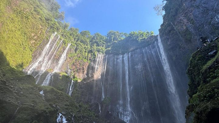 Two-Day Tumpak Sewu Waterfall, Goa Tetes and Bromo Sunrise Tour (2/10)