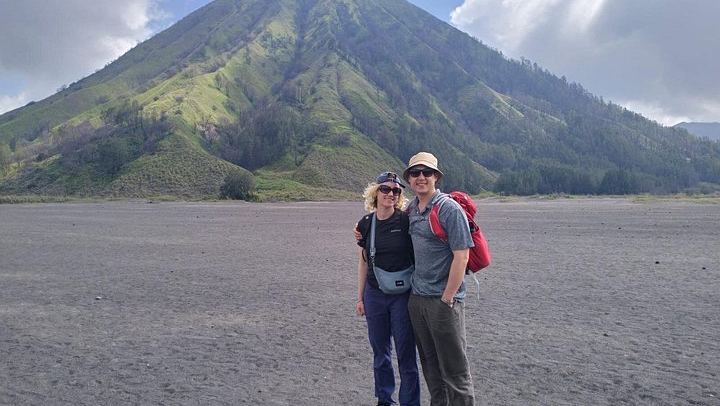 Two-Day Tumpak Sewu Falls and Bromo Sunrise Trip with Overnight Near Bromo (3/12)