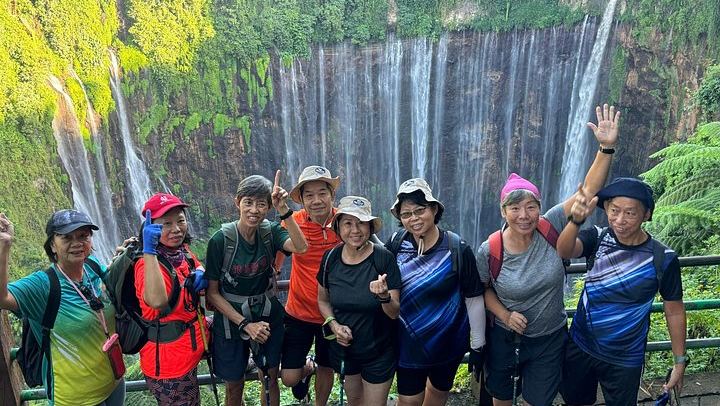 Two-Day Tumpak Sewu Waterfall, Goa Tetes and Bromo Sunrise Tour (1/10)