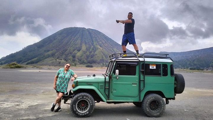 Two-Day Tumpak Sewu Falls and Bromo Sunrise Trip with Overnight Near Bromo (2/12)