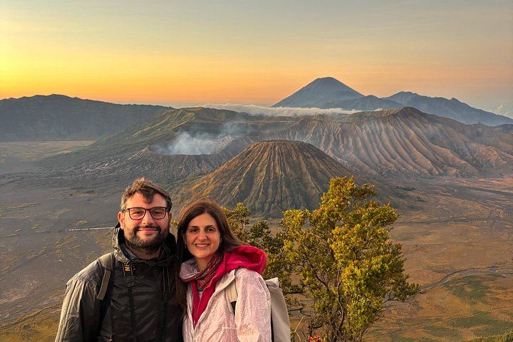 Two-Day Tumpak Sewu Falls and Bromo Sunrise Trip with Overnight Near Bromo (10/12)