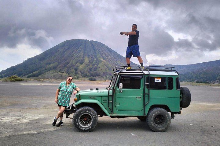 Two-Day Tumpak Sewu Falls and Bromo Sunrise Trip with Overnight Near Bromo (2/12)