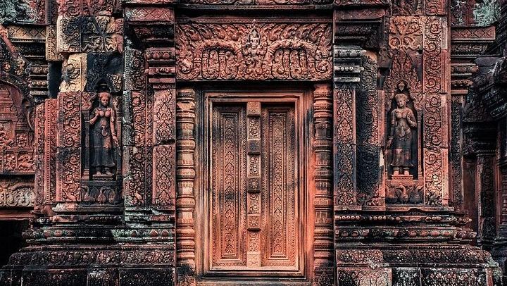 3-Day Angkor Small and Grand Circuit, Kulen Waterfall and Roluos Group Temples Tour (1/12)