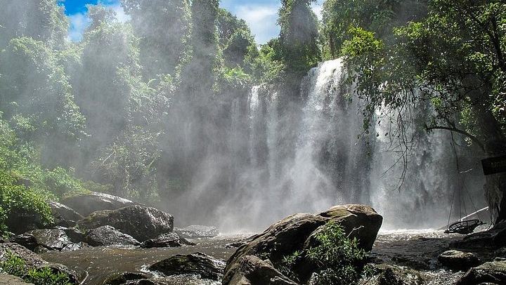 3-Day Angkor Small and Grand Circuit, Kulen Waterfall and Roluos Group Temples Tour (2/12)