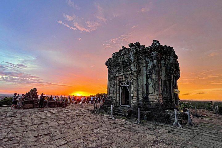 Private 3-Day Angkor, Kulen Waterfall, Beng Mealea and Kampong Phluk Tour with Meals (12/12)