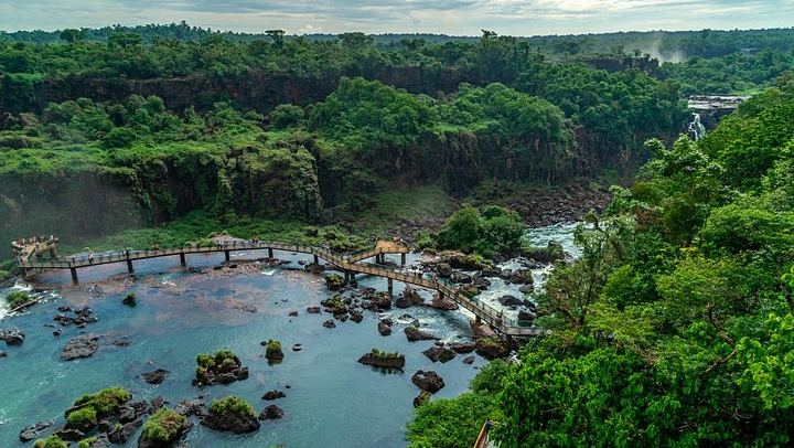 3-Day Iguazu Falls Package from Buenos Aires with Park Fees, Breakfast and 4-Star Hotel (4/12)