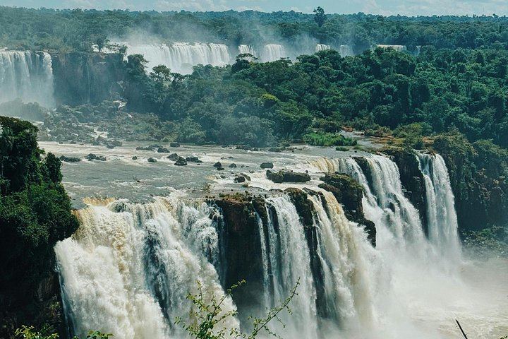 3-Day Iguazu Falls Package from Buenos Aires with Park Fees, Breakfast and 4-Star Hotel (10/12)