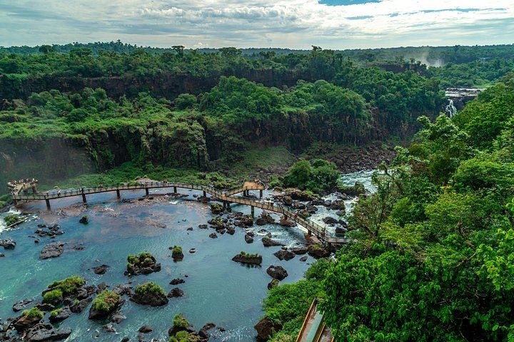 3-Day Iguazu Falls Package from Buenos Aires with Park Fees, Breakfast and 4-Star Hotel (4/12)