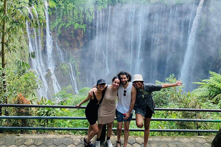 Three-Day Private Tumpak Sewu, Bromo Jeep and Ijen Crater Tour with Goa Tetes (7/11)