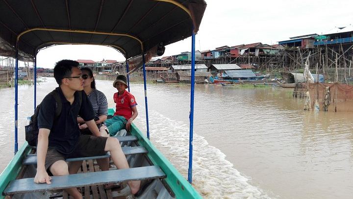 3-Day Angkor Temples, Banteay Srei, Kulen Waterfall and Tonle Sap Tour by Private Vehicle (2/3)
