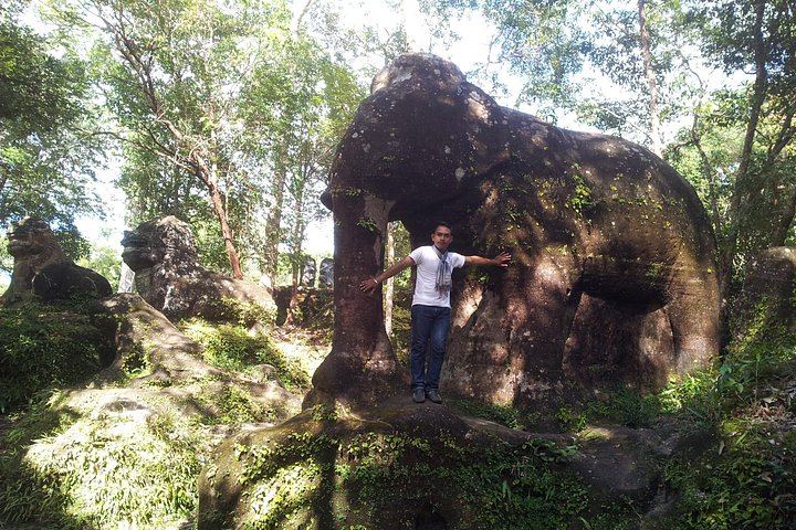 3-Day Angkor Temples, Banteay Srei, Kulen Waterfall and Tonle Sap Tour by Private Vehicle (1/3)