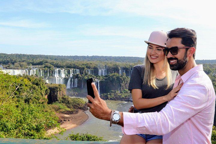 3-Day Iguassu Falls Package with 2 Hotel Nights in Foz do Iguacu, Itaipu Dam and Lunch (4/12)