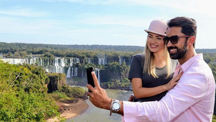 3-Day Iguassu Falls Package with 2 Hotel Nights in Foz do Iguacu, Itaipu Dam and Lunch (4/12)