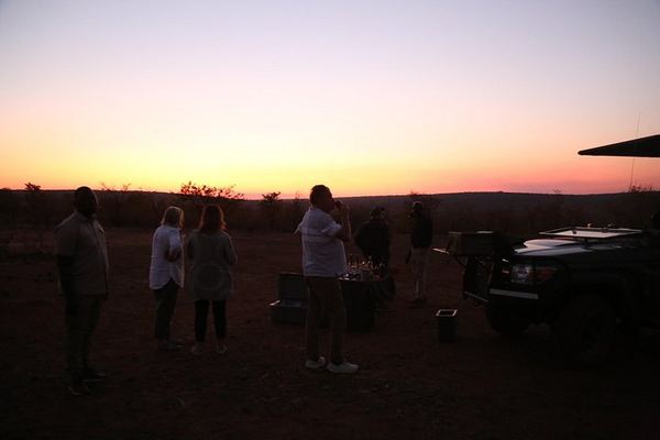 Victoria Falls 3-Day Safari With Zambezi Dinner Cruise and Nakavango Bush BBQ