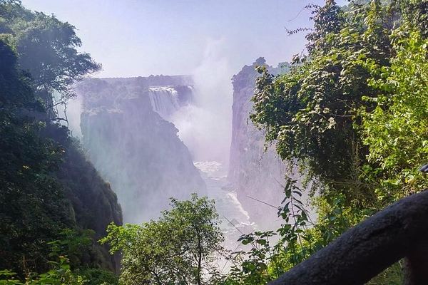 Victoria Falls 3-Day Trip From Johannesburg by Regional Flight With Sunset Cruise