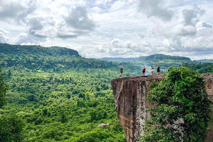 Private 3-Day Angkor Thom, Banteay Srei, Kulen Waterfall and Kampong Phluk Tour with Guide (4/12)
