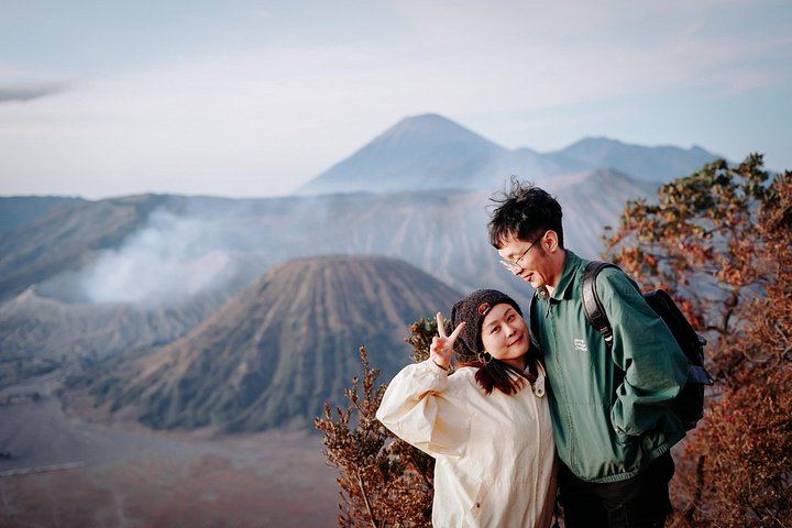 Three-Day Private Tour from Surabaya to Tumpak Sewu, Bromo and Ijen Blue Fire (1/12)