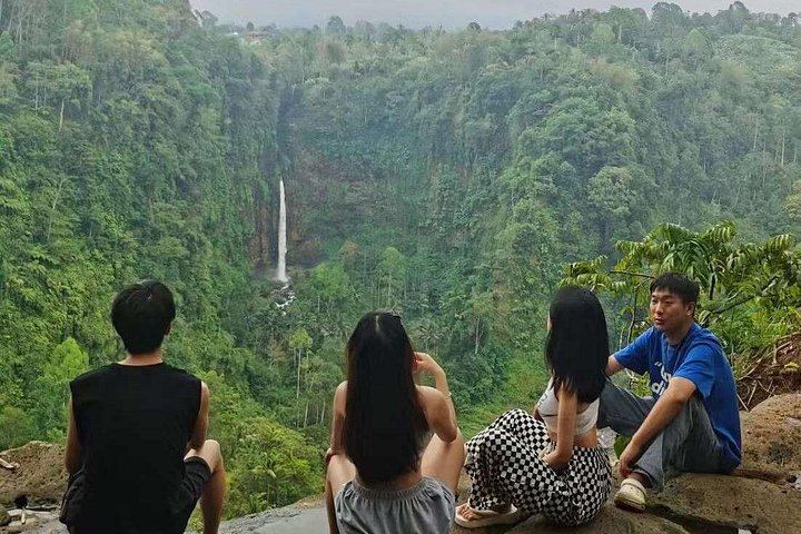 Three-Day Private Tour from Surabaya to Tumpak Sewu, Bromo and Ijen Blue Fire (4/12)