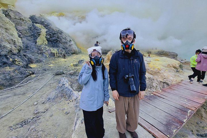 Three-Day Private Tour from Surabaya to Tumpak Sewu, Bromo and Ijen Blue Fire (8/12)