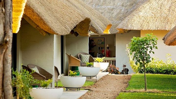 Victoria Falls 3-Day Safari at Shearwater Explorers Village With Lookout Cafe Lunch (1/12)