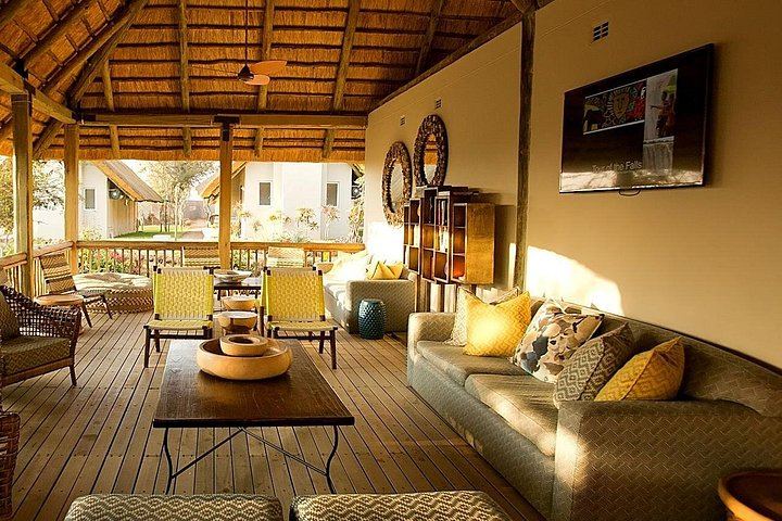 Victoria Falls 3-Day Safari at Shearwater Explorers Village With Lookout Cafe Lunch (10/12)