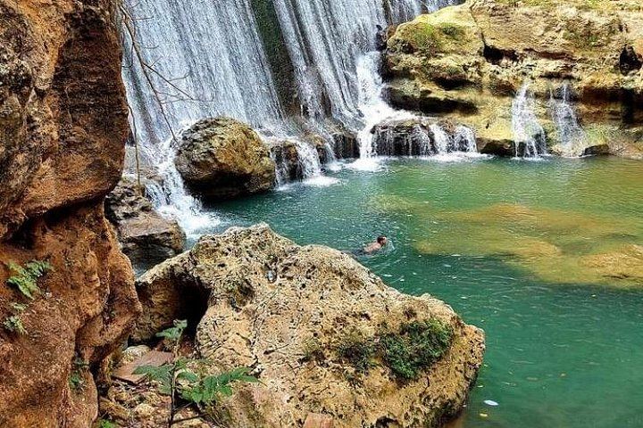 Cueva Ventana, Rio Tanamá Waterfalls and Cueva del Indio Petroglyphs Full-Day Tour (5/12)