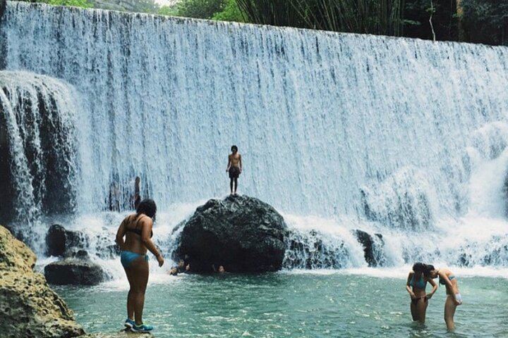 Cueva Ventana, Rio Tanamá Waterfalls and Cueva del Indio Petroglyphs Full-Day Tour (7/12)