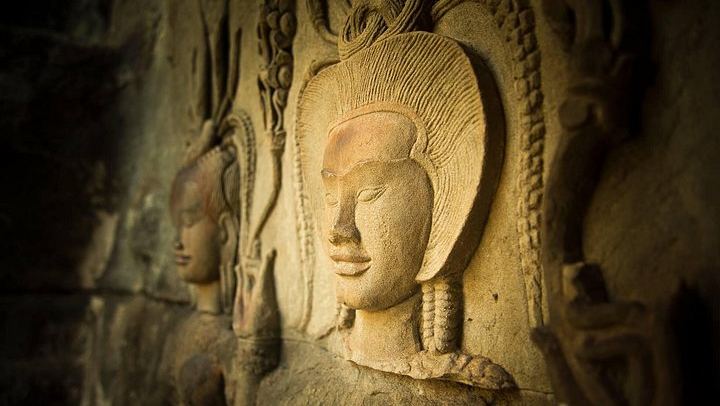 4-Day Angkor Circuits, Phnom Kulen, Roluos, Koh Ker and Beng Mealea Temple Tour (2/8)