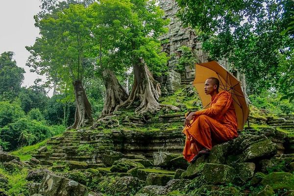 4-Day Angkor Circuits, Phnom Kulen, Roluos, Koh Ker and Beng Mealea Temple Tour