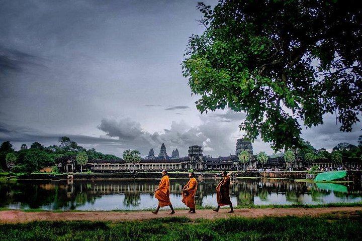 4-Day Angkor Circuits, Phnom Kulen, Roluos, Koh Ker and Beng Mealea Temple Tour (3/8)
