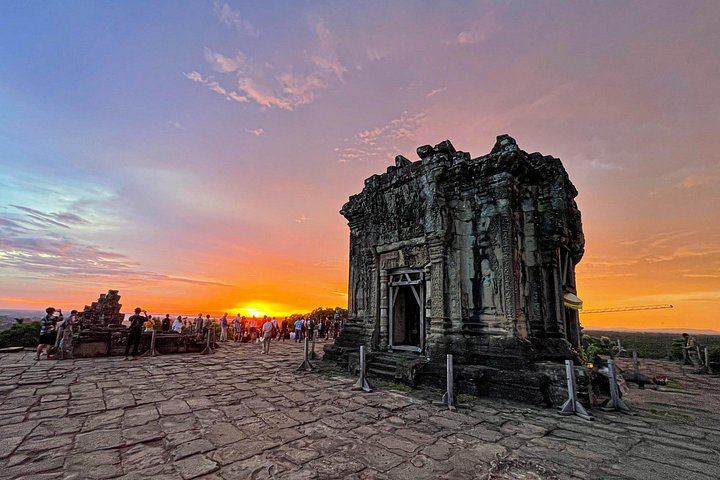 4-Day Angkor Wat, Koh Ker, Beng Mealea, Kulen Waterfall and Kampong Phluk Tour (4/12)
