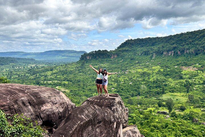 4-Day Angkor Wat, Koh Ker, Beng Mealea, Kulen Waterfall and Kampong Phluk Tour (3/12)