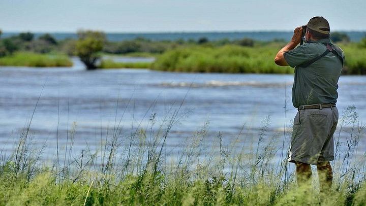 Livingstone and Victoria Falls 4-Day Budget Camping Tour Across Zambia and Zimbabwe (2/4)